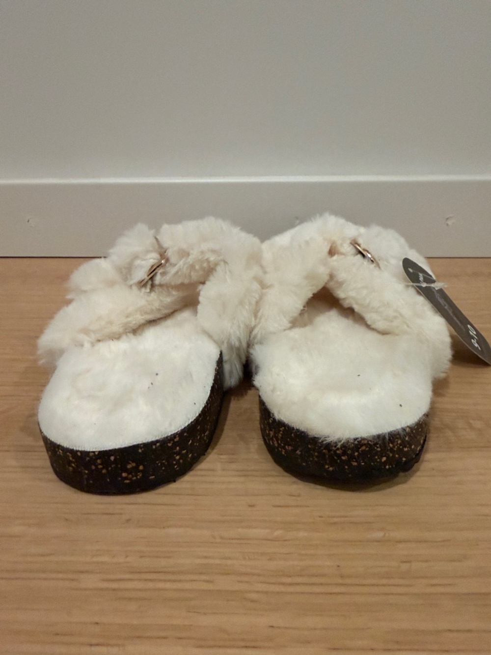 Secret Treasures Cream Faux Fur Double-Strap Slide Slippers - Picture 6 of 6